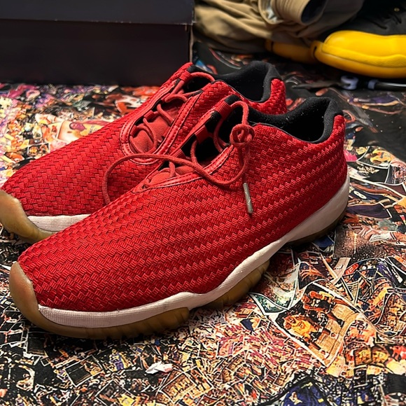 Size 10.5 Jordan Future - Picture 1 of 4